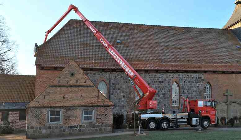 Professionellen Steiger in Hamburg anmieten für vielseitige Höhenarbeiten