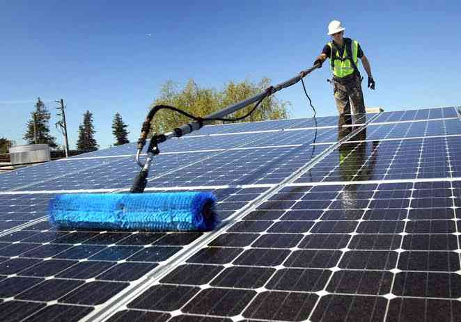 Frank Galley startet Photovoltaik